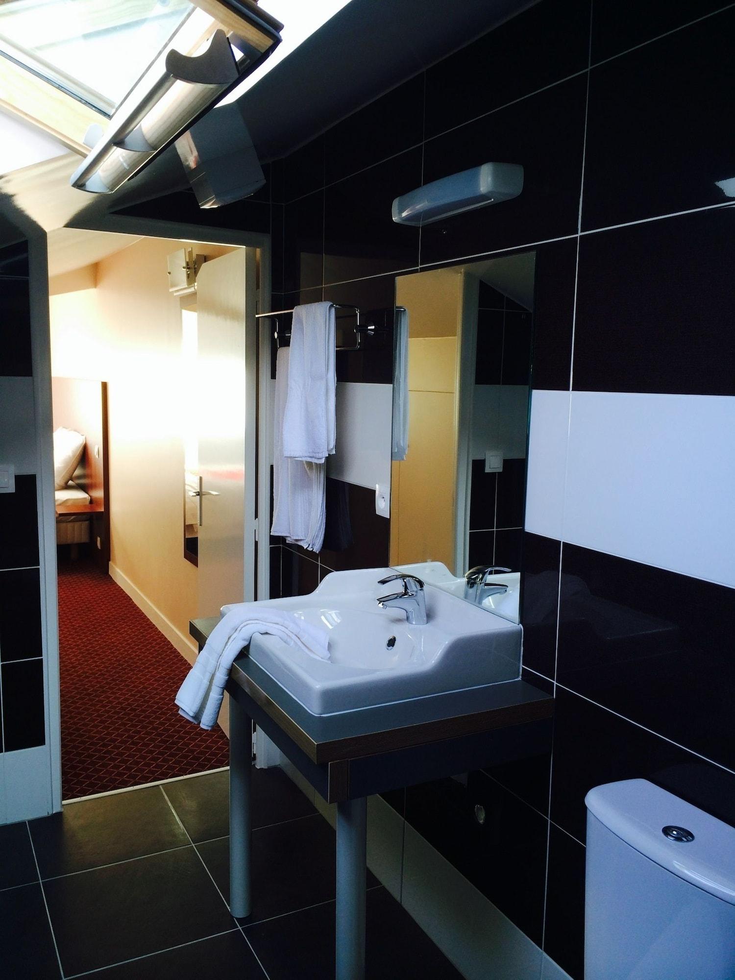 Hotel Rythme Сен-Клу Экстерьер фото